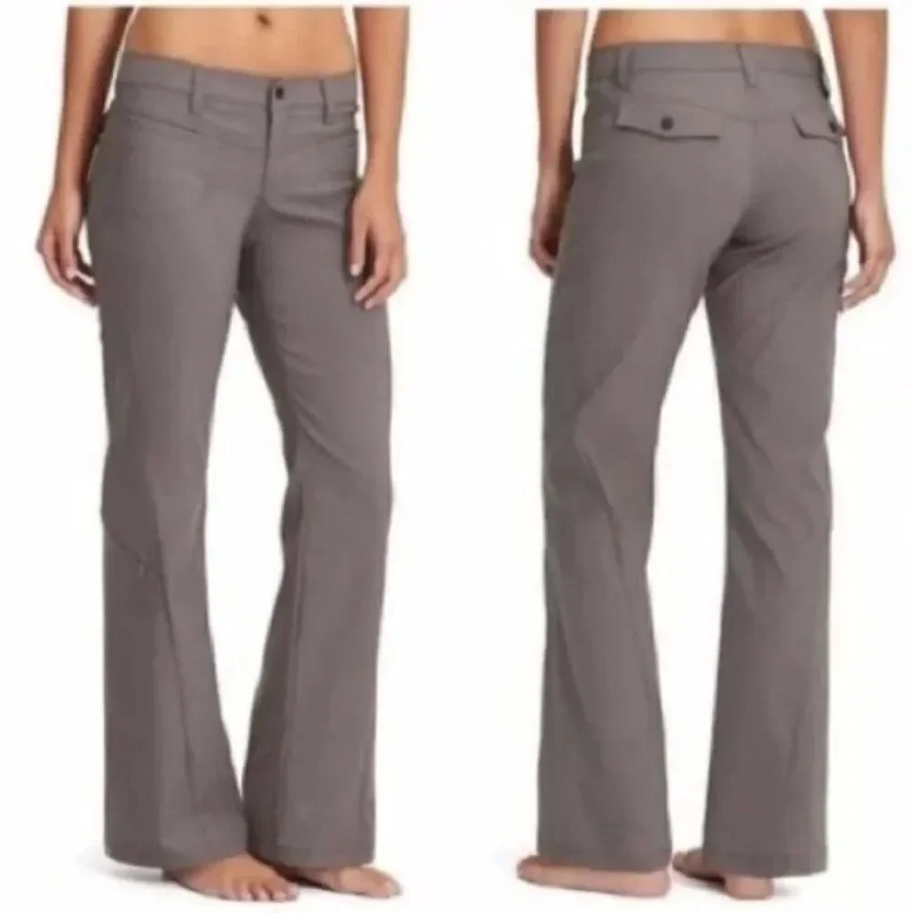 EXCELLENT CONDITION WOMEN’S SIZE 2 ATHLETA LOW RISE DIPPER CARGO BOOTCUT PANTS